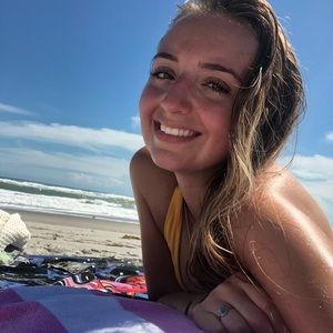 Meet your Posher, Natalie